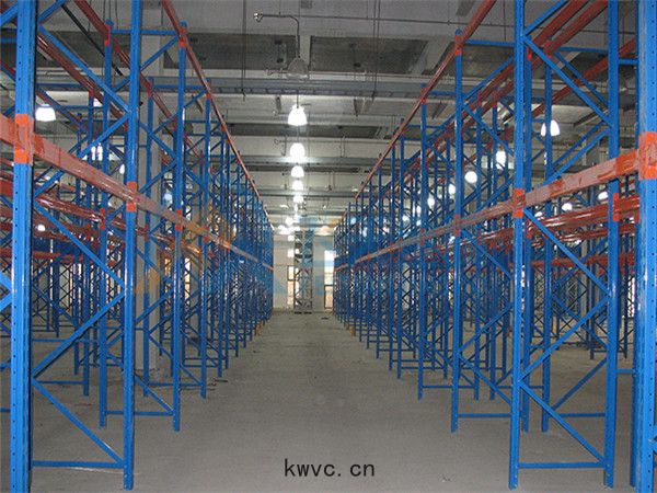 重型(xíng)貨(huò)架定製